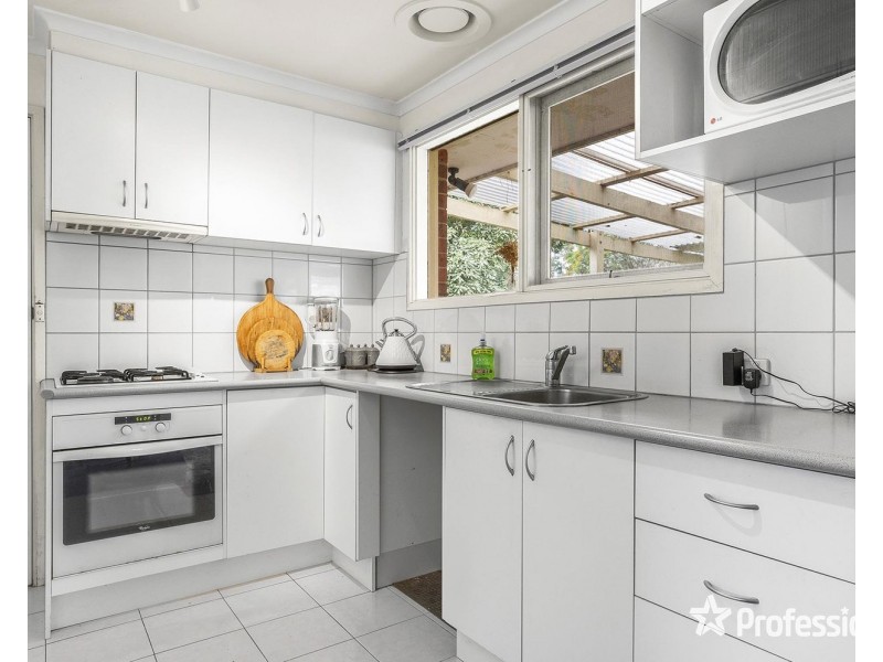 38 The Crescent, Mount Evelyn VIC 3796