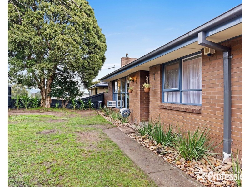 119 Manchester Road, Mooroolbark VIC 3138