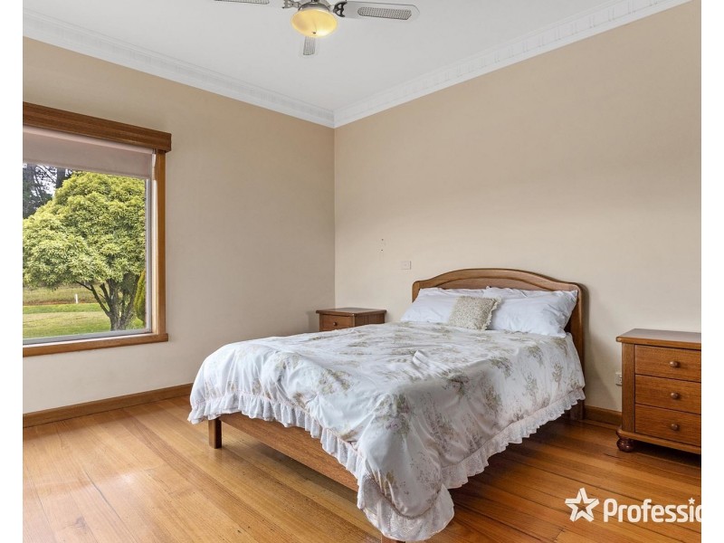 150 Wandin East Road, Wandin East VIC 3139