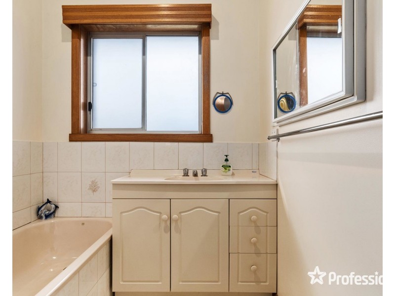 150 Wandin East Road, Wandin East VIC 3139