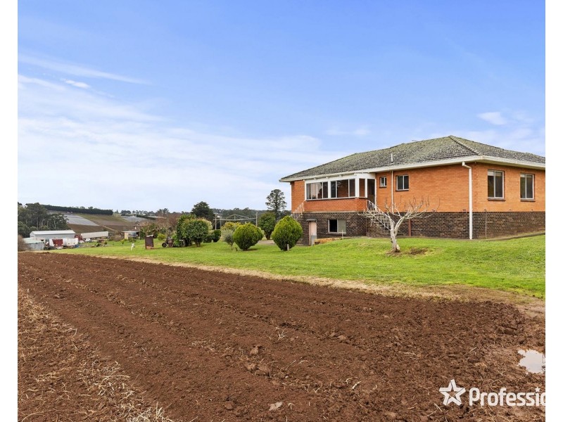 150 Wandin East Road, Wandin East VIC 3139
