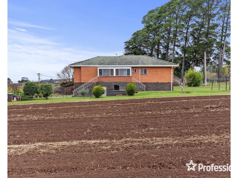 150 Wandin East Road, Wandin East VIC 3139