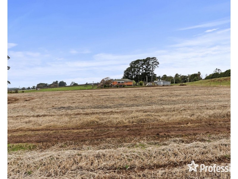 150 Wandin East Road, Wandin East VIC 3139