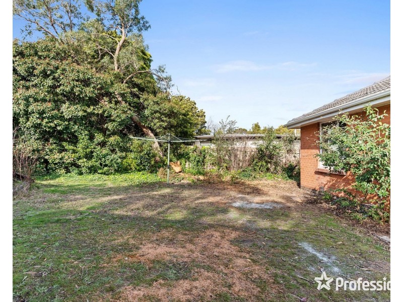 71 Lewis Road, Wantirna South VIC 3152