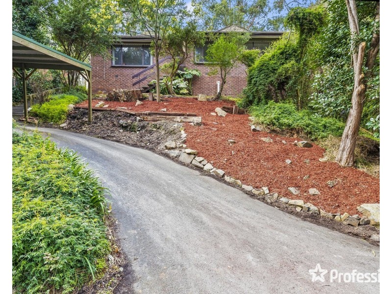 164 Quinn Crescent, Mount Evelyn VIC 3796