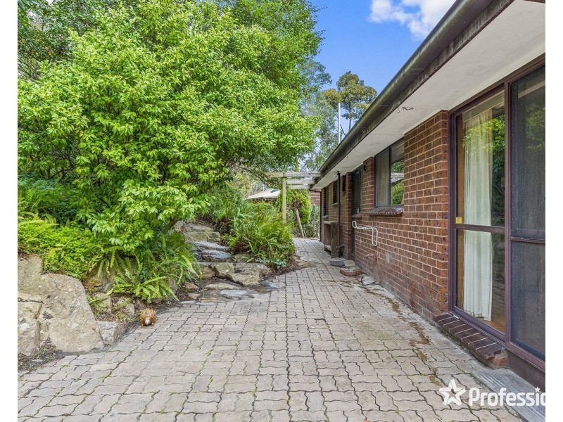 164 Quinn Crescent, Mount Evelyn VIC 3796