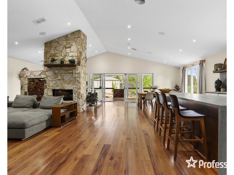 34 Warburton Highway, Lilydale VIC 3140