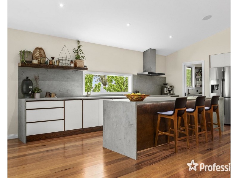 34 Warburton Highway, Lilydale VIC 3140