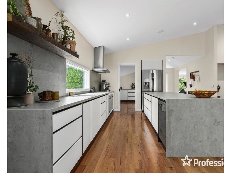34 Warburton Highway, Lilydale VIC 3140