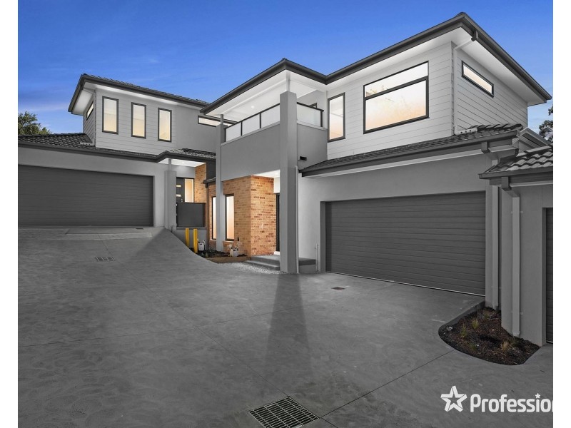 2/52 Lomond Avenue, Kilsyth VIC 3137