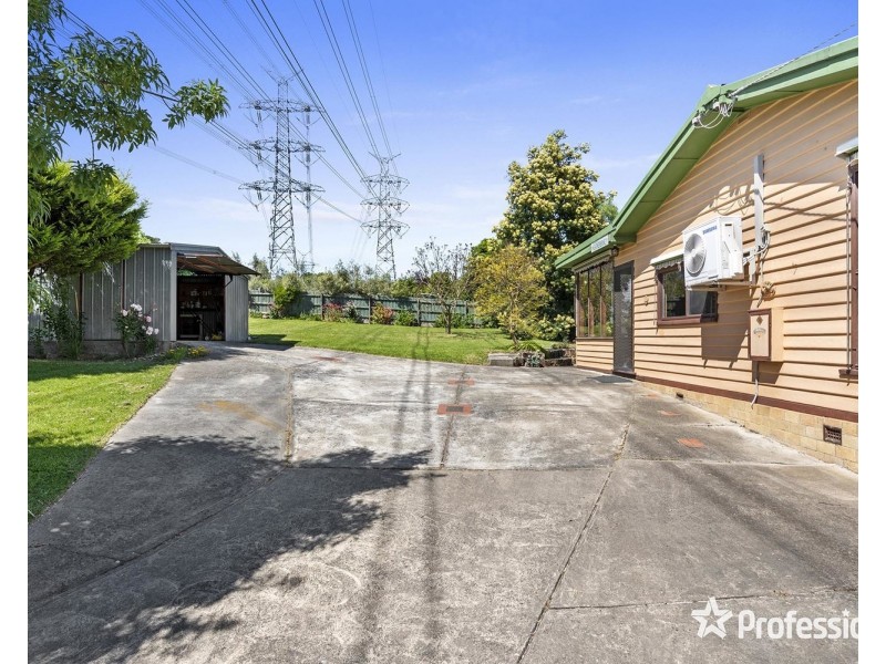 21 Heatherbrae Avenue West, Ringwood VIC 3134