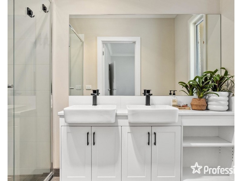 87 Birmingham Road, Mount Evelyn VIC 3796