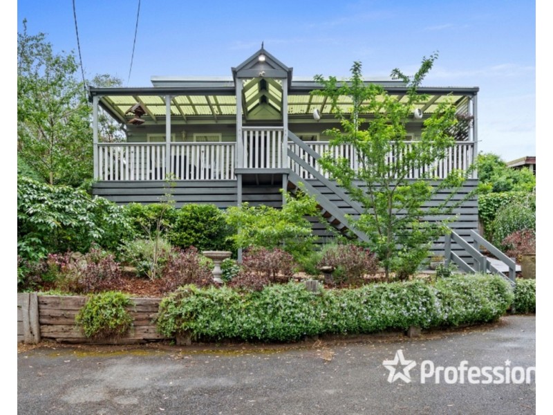 86 Quinn Crescent, Mount Evelyn VIC 3796