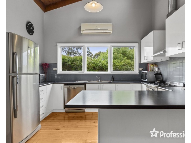 86 Quinn Crescent, Mount Evelyn VIC 3796