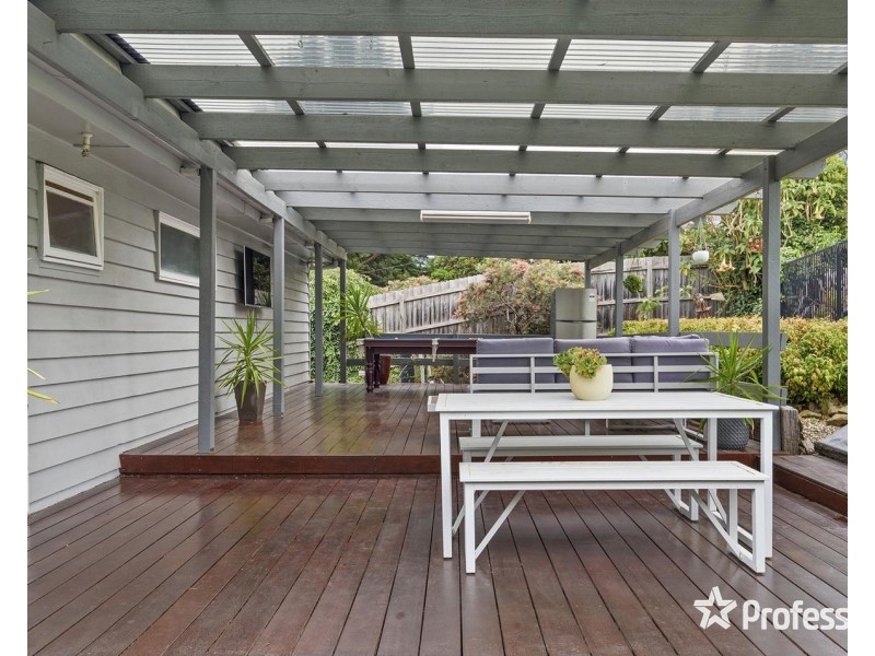 86 Quinn Crescent, Mount Evelyn VIC 3796