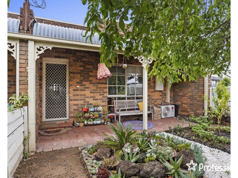 1/25 Hereford Road, Mount Evelyn VIC 3796