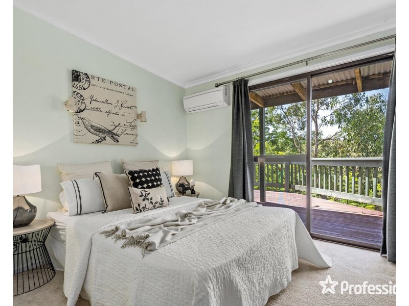 13 Murrumbung Road, Mount Evelyn VIC 3796