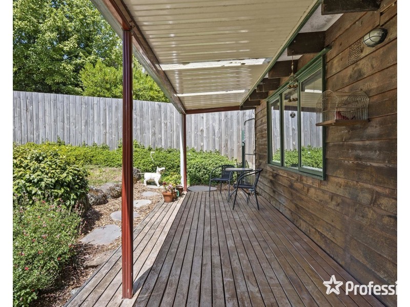 122 Monbulk Road, Mount Evelyn VIC 3796