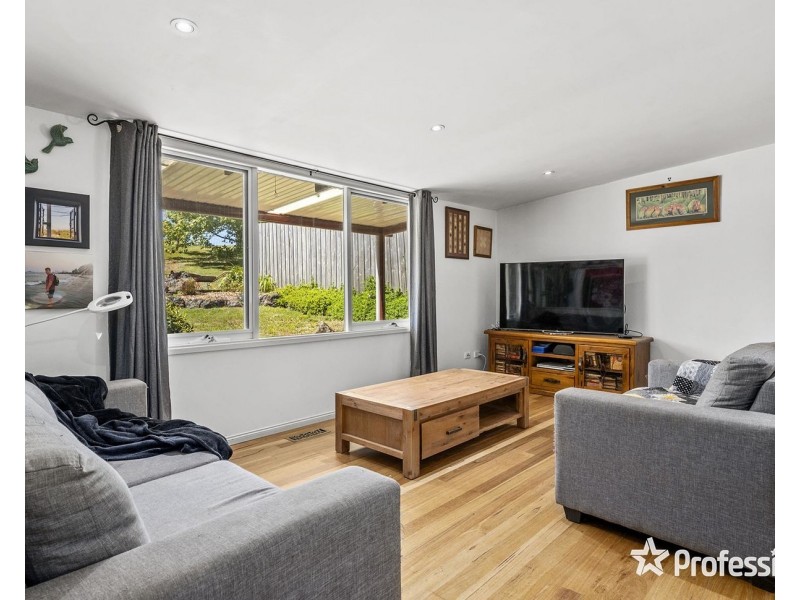 122 Monbulk Road, Mount Evelyn VIC 3796