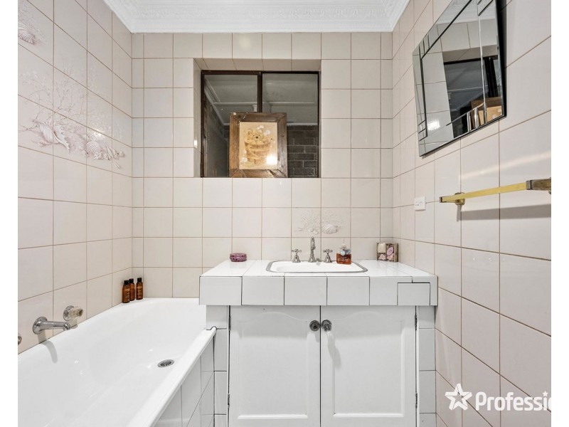 54 Warrawee Road, Mount Evelyn VIC 3796