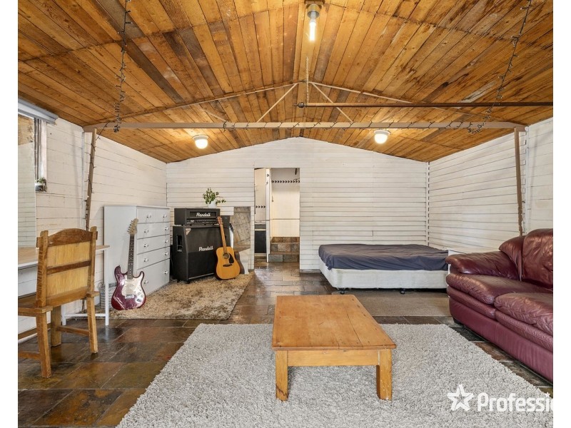 54 Warrawee Road, Mount Evelyn VIC 3796