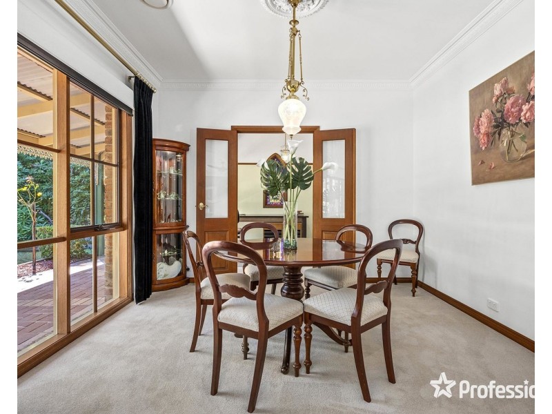 52 Rangeview Road, Mount Evelyn VIC 3796