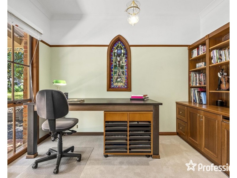 52 Rangeview Road, Mount Evelyn VIC 3796