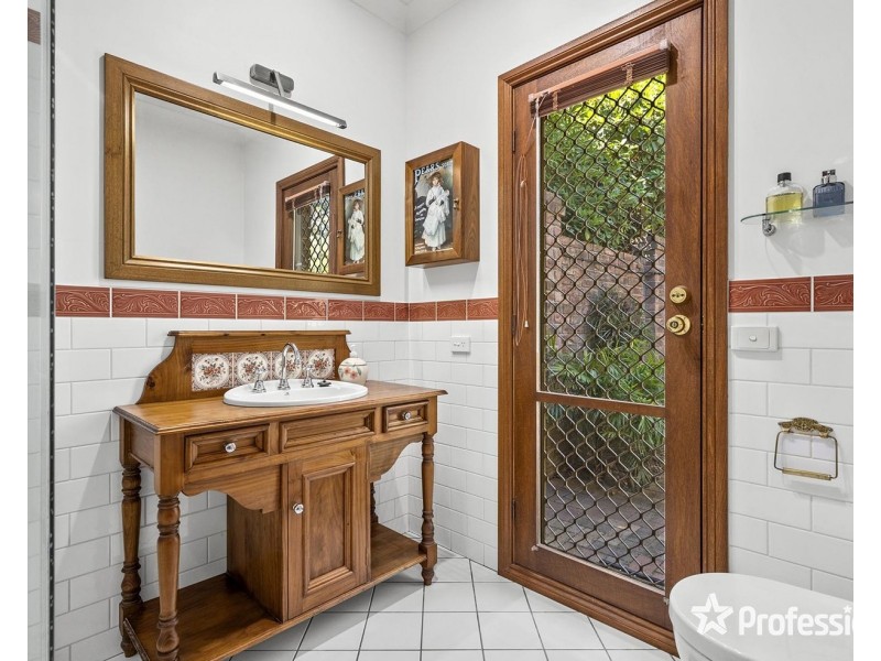 52 Rangeview Road, Mount Evelyn VIC 3796