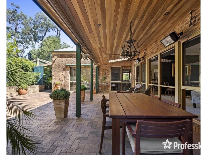 52 Rangeview Road, Mount Evelyn VIC 3796