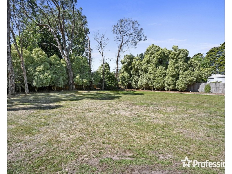 52 Rangeview Road, Mount Evelyn VIC 3796