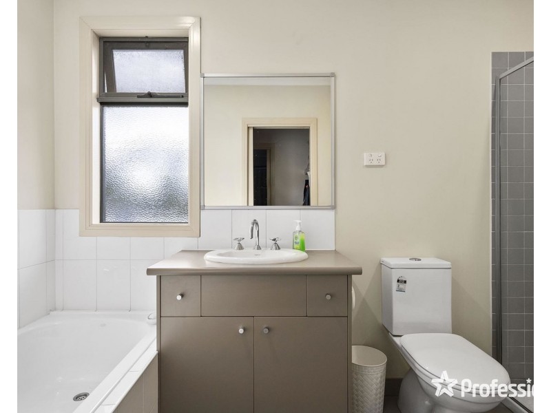 1/417 Dorset Road, Croydon VIC 3136