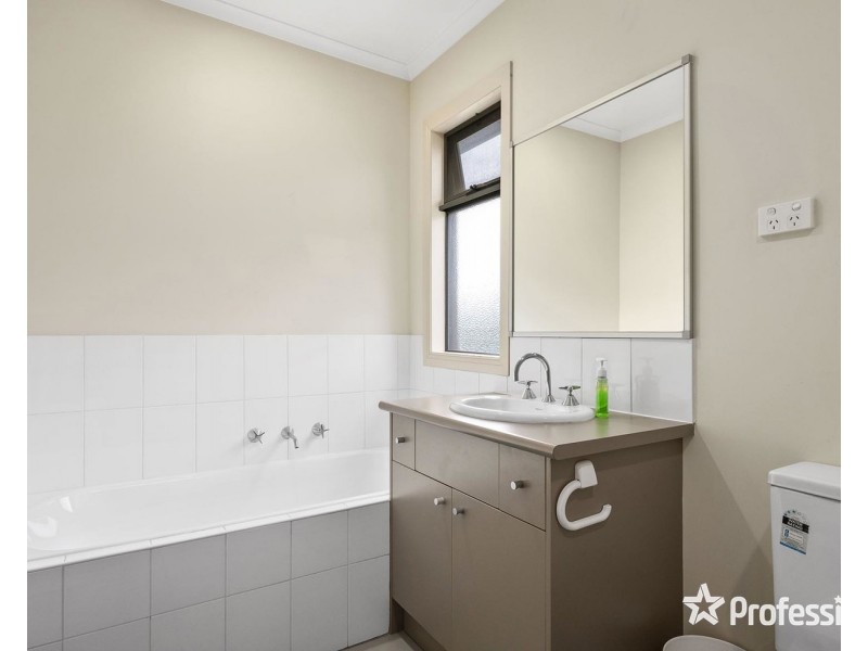 1/417 Dorset Road, Croydon VIC 3136