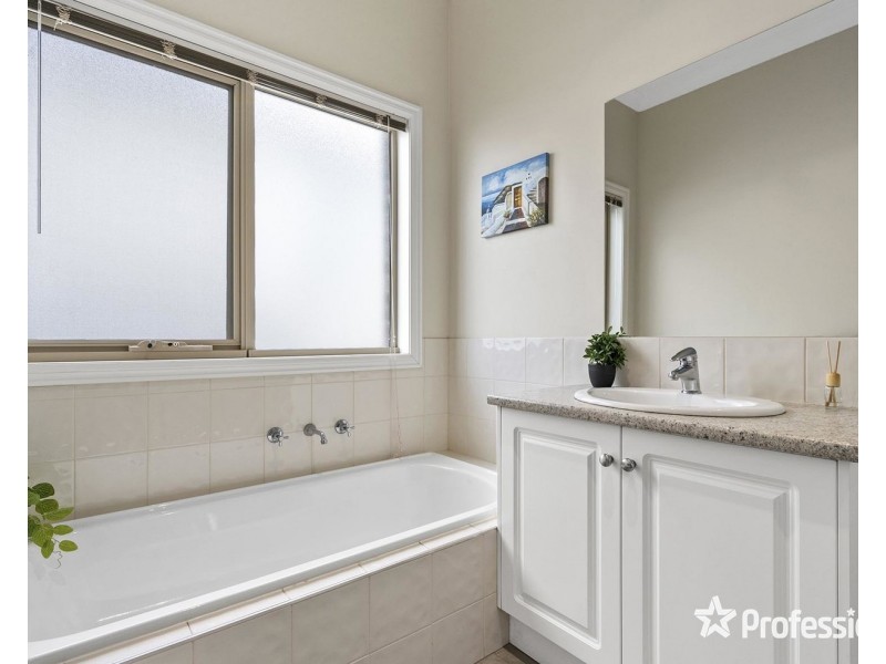 30B Central Avenue, Mooroolbark VIC 3138