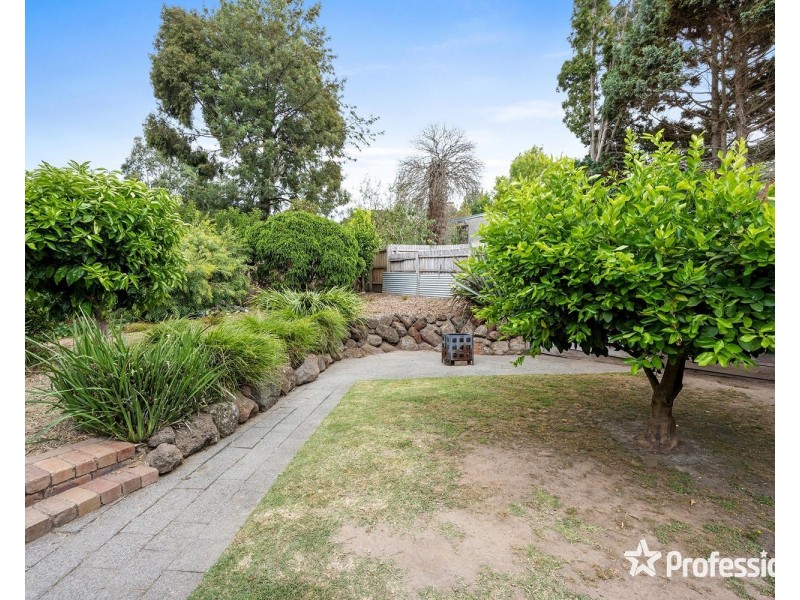 3 Kemp Avenue, Mount Evelyn VIC 3796