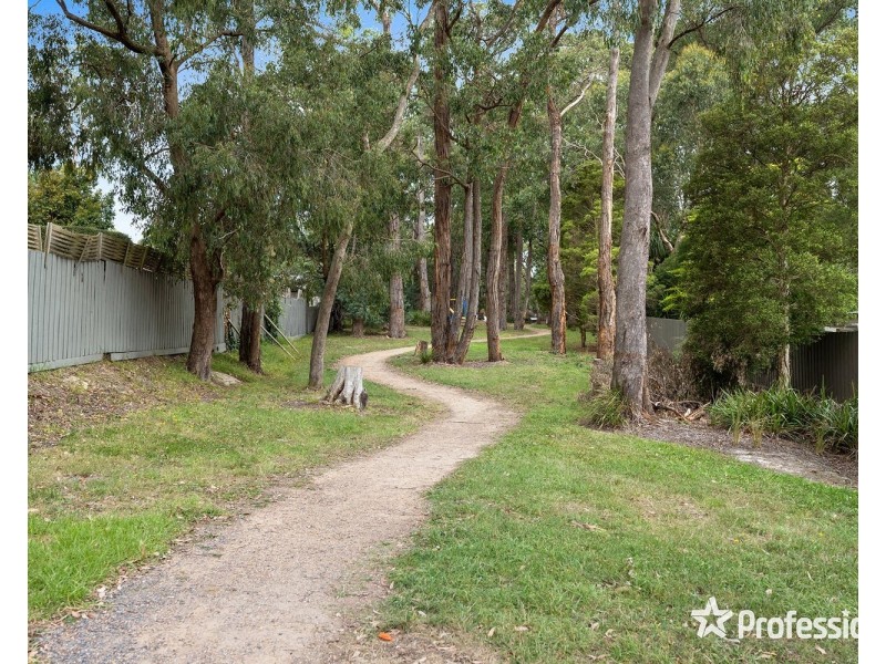 3 Kemp Avenue, Mount Evelyn VIC 3796