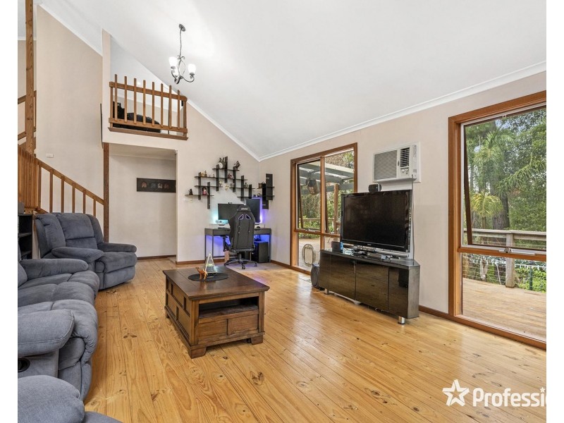 49B Falkingham Road, Mount Evelyn VIC 3796