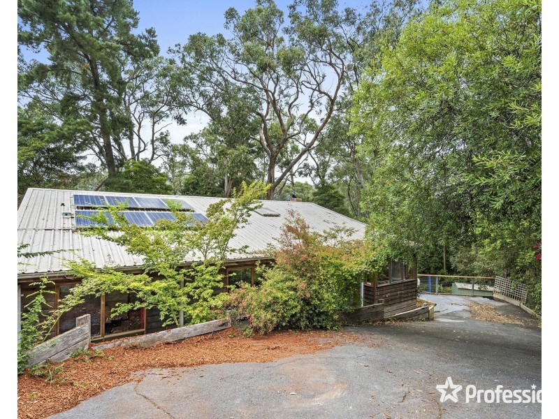 49B Falkingham Road, Mount Evelyn VIC 3796