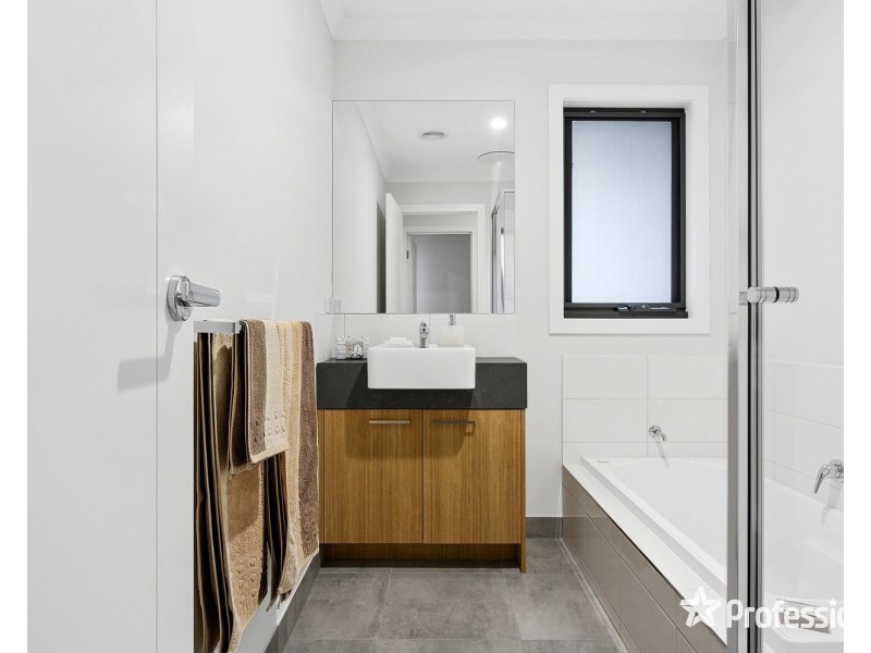 1/35 Timms Avenue, Croydon VIC 3136
