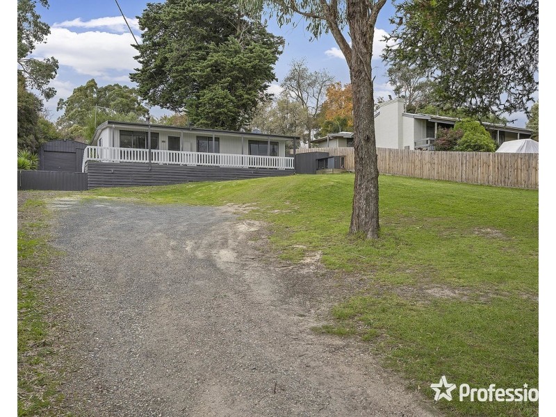 890 Warburton Highway, Seville East VIC 3139