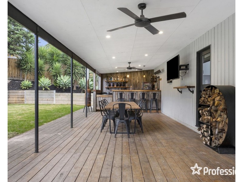 890 Warburton Highway, Seville East VIC 3139