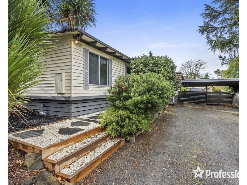 88 Johns Crescent, Mount Evelyn VIC 3796