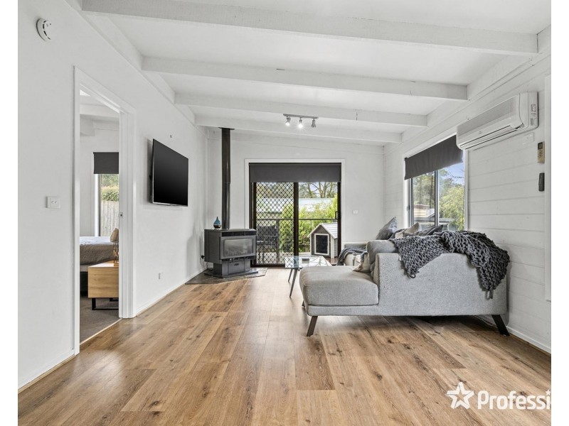 88 Johns Crescent, Mount Evelyn VIC 3796