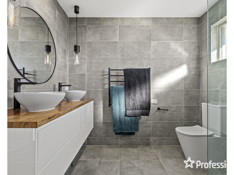 1/9 Lawson Road, Mooroolbark VIC 3138