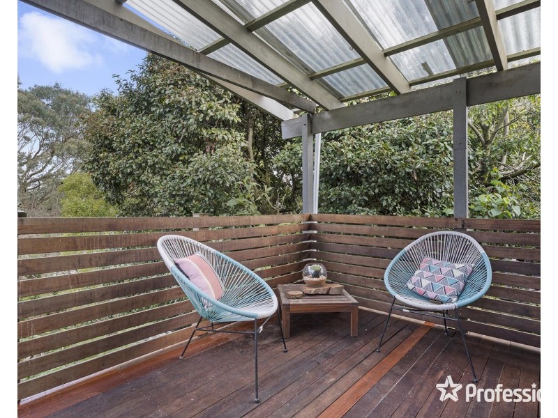 52 Russell Street, Mount Evelyn VIC 3796