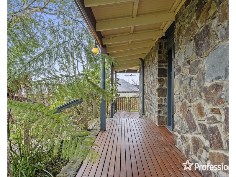 13/21 Howard Street, Seville VIC 3139