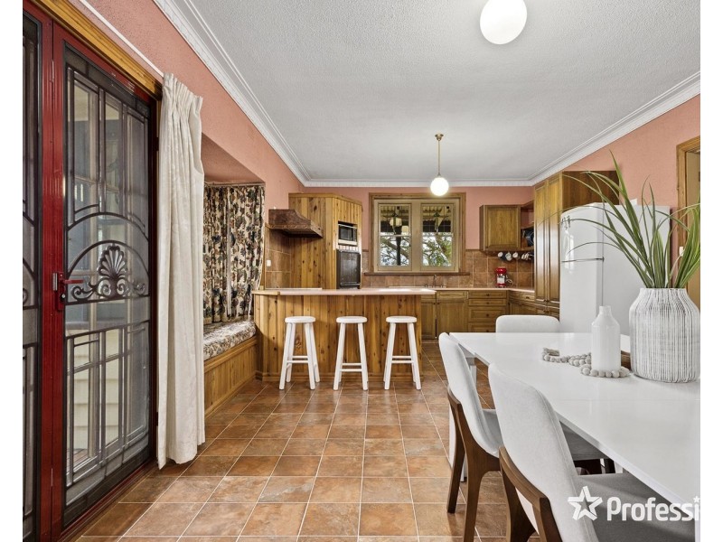 13/21 Howard Street, Seville VIC 3139