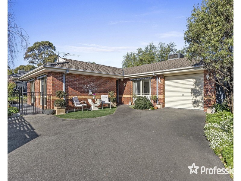62A Faraday Road, Croydon South VIC 3136