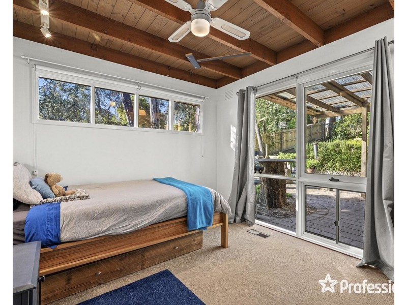 26 Sharland Close, Mount Evelyn VIC 3796