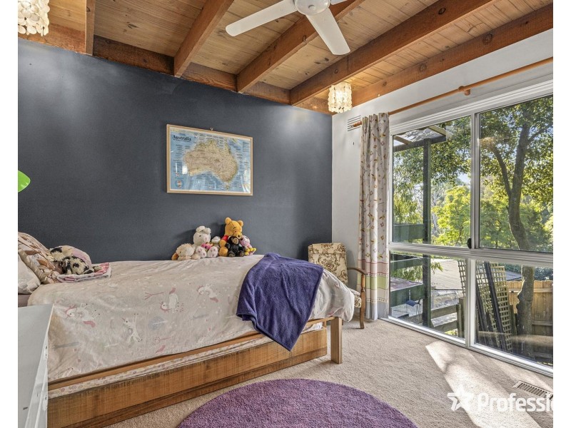 26 Sharland Close, Mount Evelyn VIC 3796