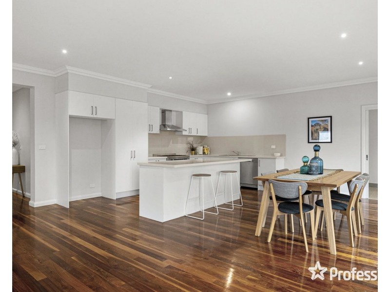 15A Balmoral Street, Kilsyth VIC 3137